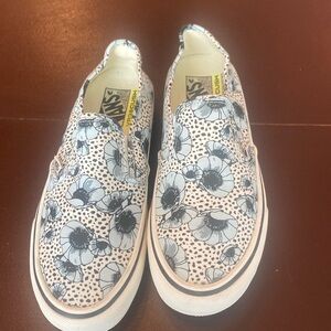 Vans women’s size 7.5 slip on with flowers
